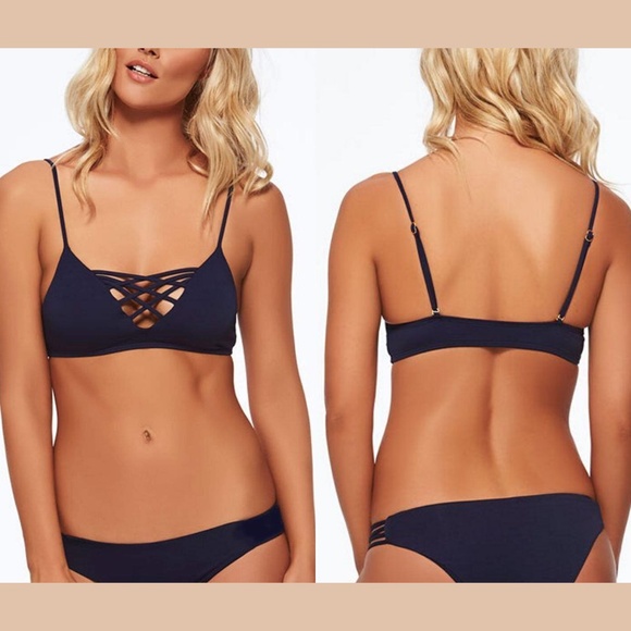 NWT! L Space Jaime Bikini‎ Top in Midnight Blue [SZ Medium ] - Picture 1 of 8